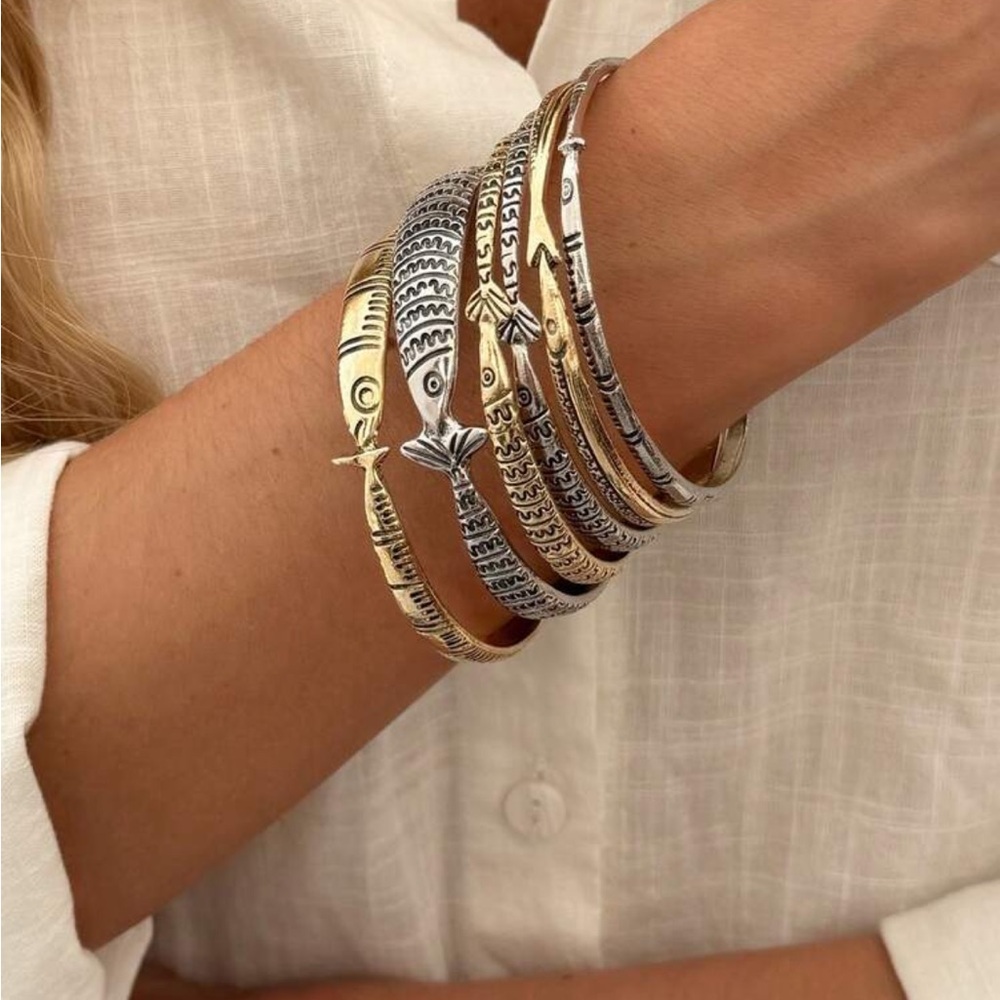 Stackable Fish Motif Bangle Set - Gold & Silver